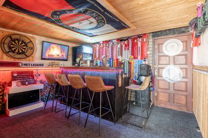 Foto 24 van Outshoornstraat 61