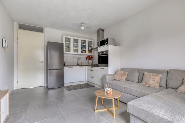 Foto 9 van Hoofdweg 676-G