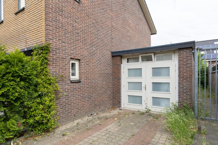 Photo 38 of Tweede Westerparklaan 153