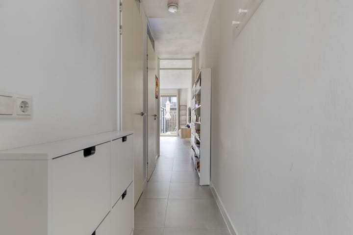 Foto 13 van Hoofdweg 676-G