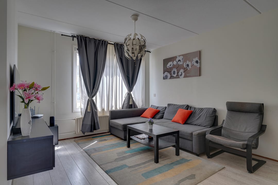 Photo 7 of Leostraat 84