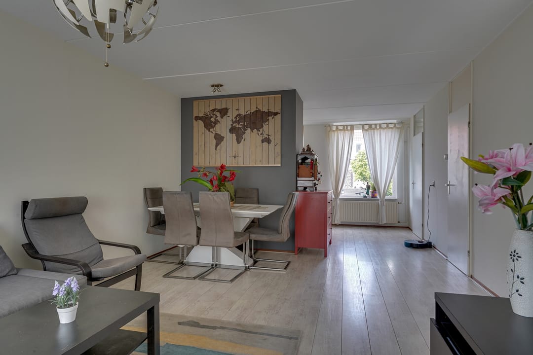 Photo 8 of Leostraat 84