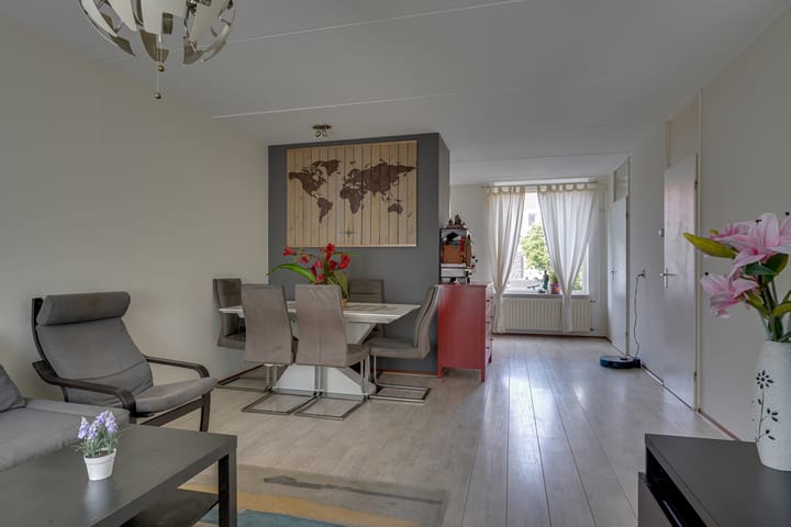 Foto 8 van Leostraat 84