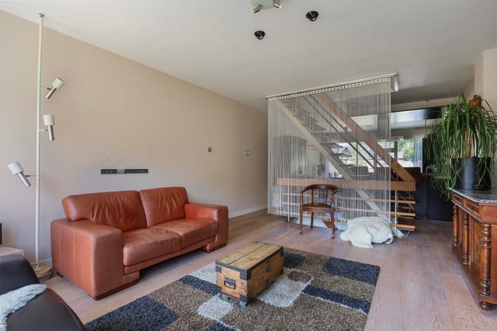 Foto 5 van Kamillestraat 9