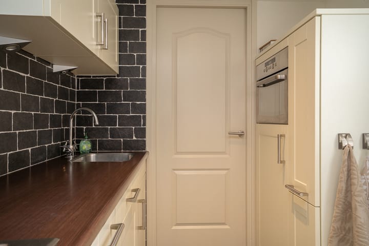 Foto 13 van Abraham Strickstraat 36