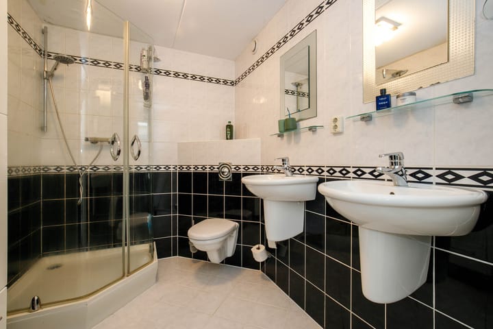 Foto 25 van Vrouwenmantel 73