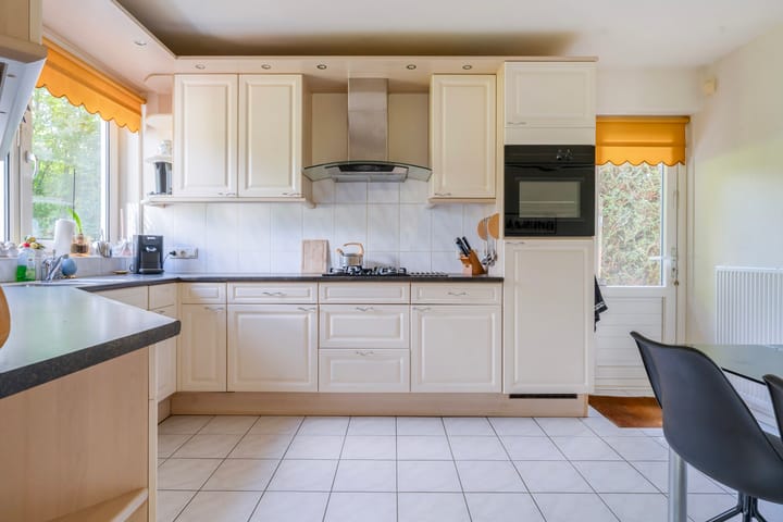 Foto 3 van Reade Poarte 31