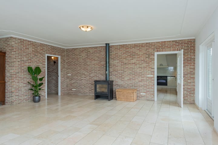 Foto 21 van Schiksweg 39