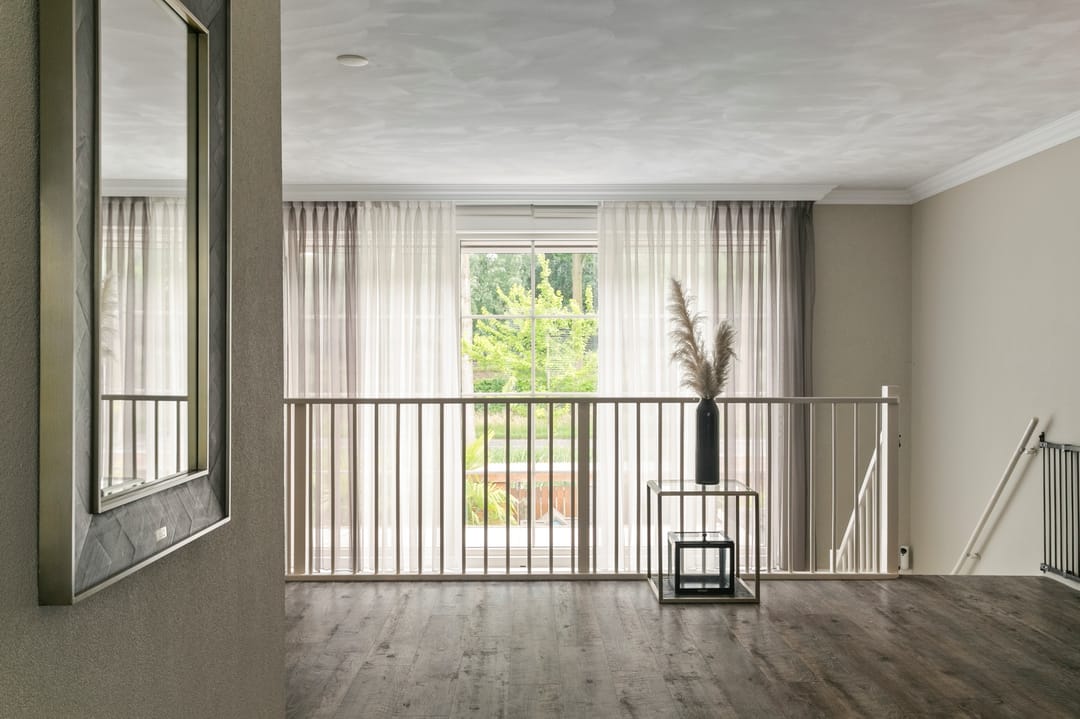 Photo 28 of Palissander 216