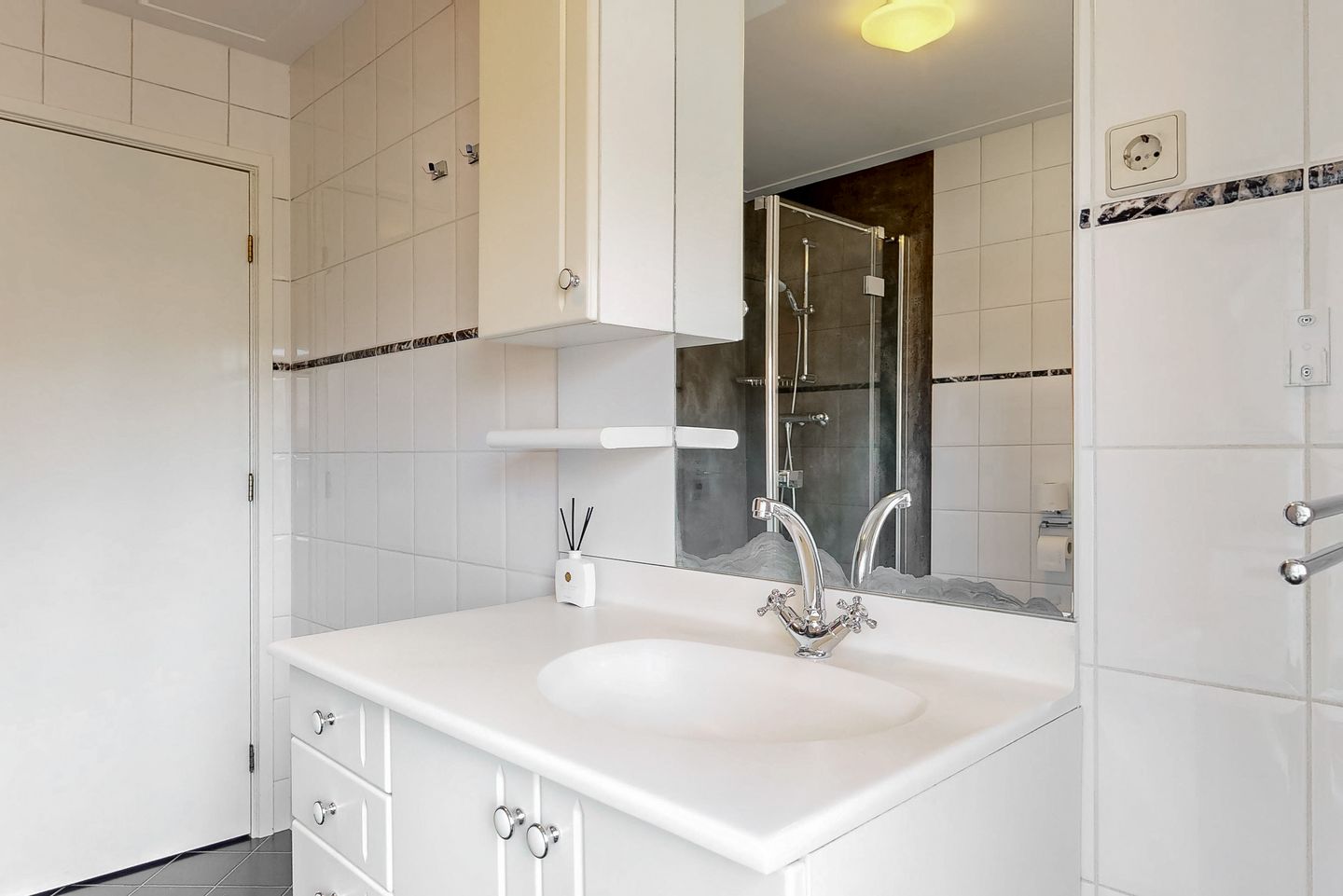 Photo 19 of Esdoornlaan 17