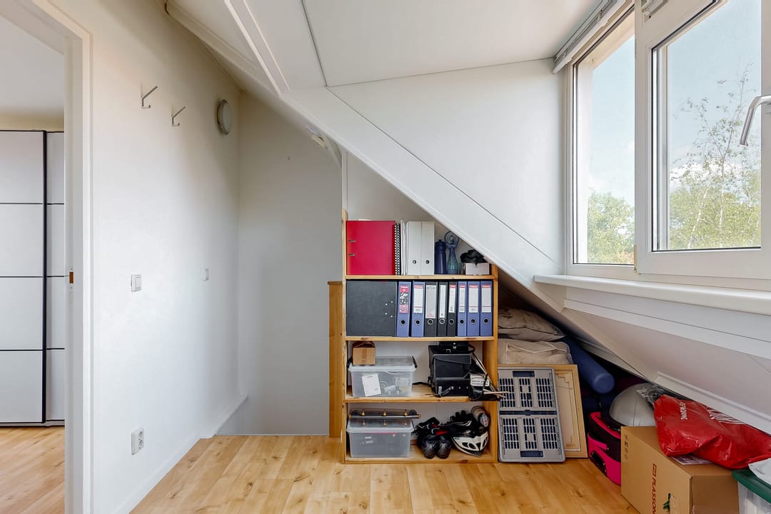 Photo 26 of Esdoornlaan 17