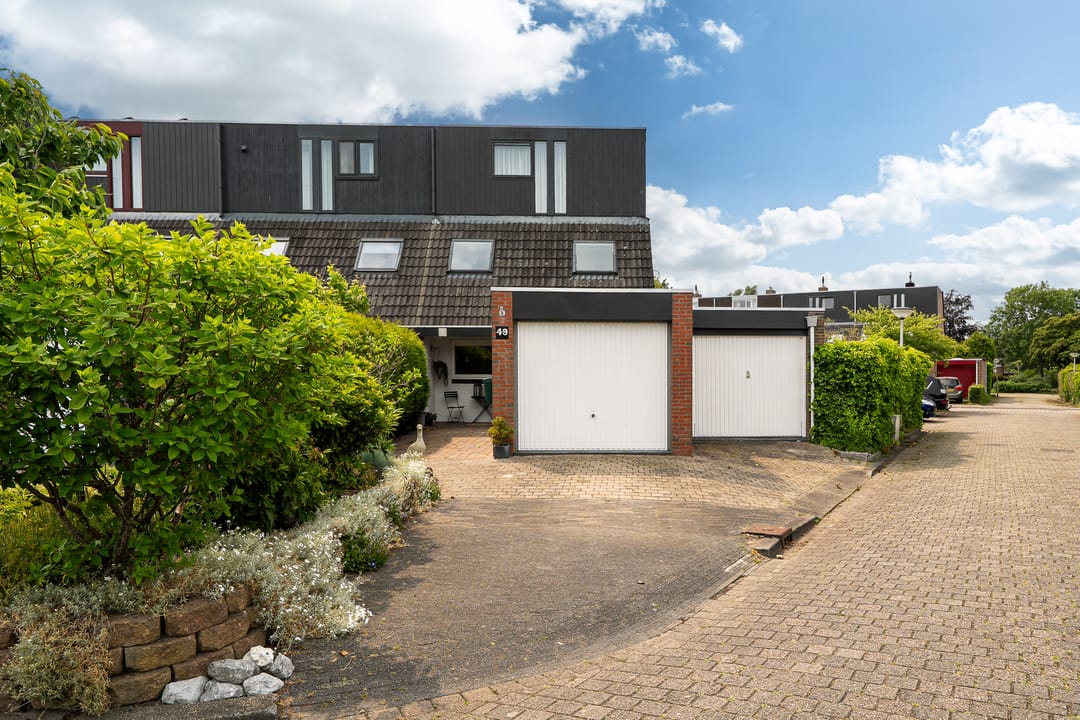 Foto 2 van Mannagras 49