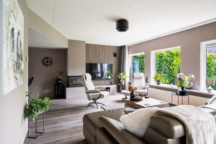 Foto 4 van Mannagras 49