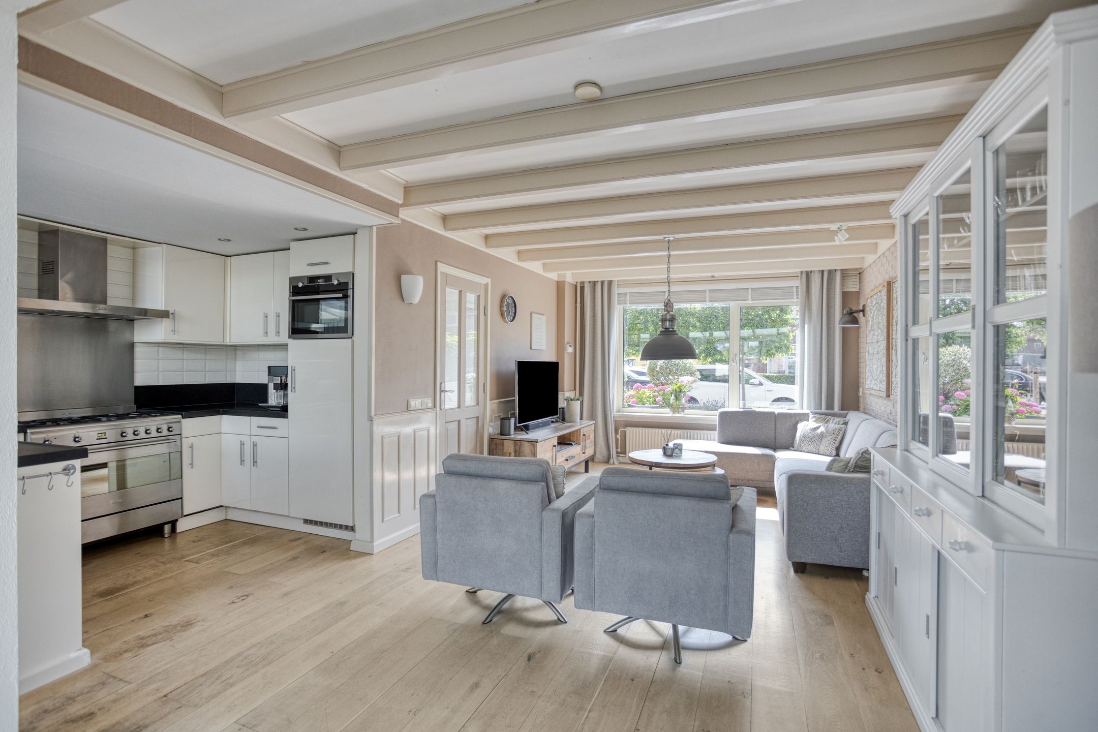 Foto 15 van Lentestraat 4