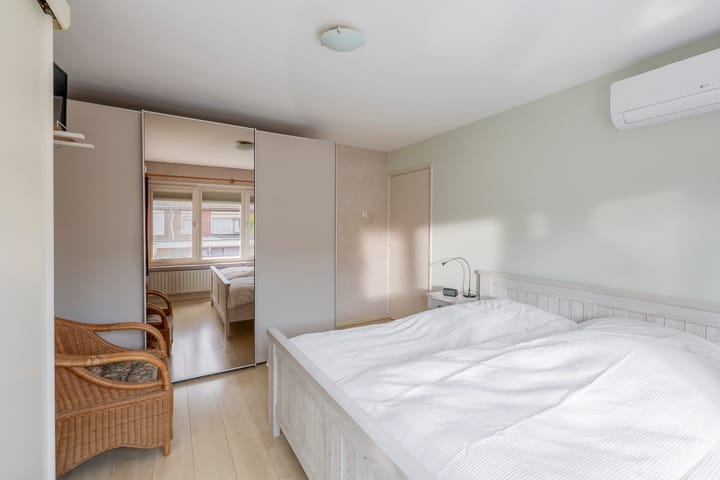 Foto 21 van Piet Soerplantsoen 47