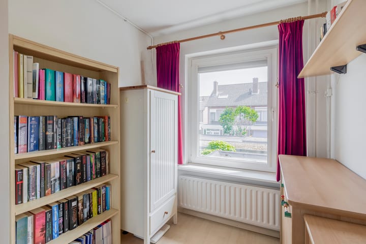 Foto 23 van Piet Soerplantsoen 47