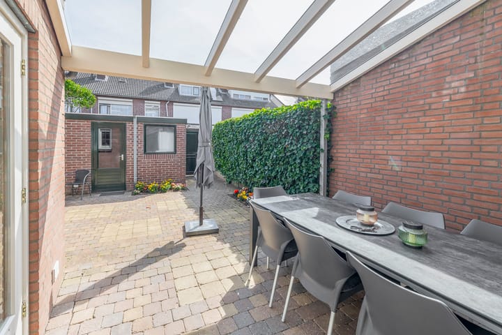 Foto 33 van Piet Soerplantsoen 47