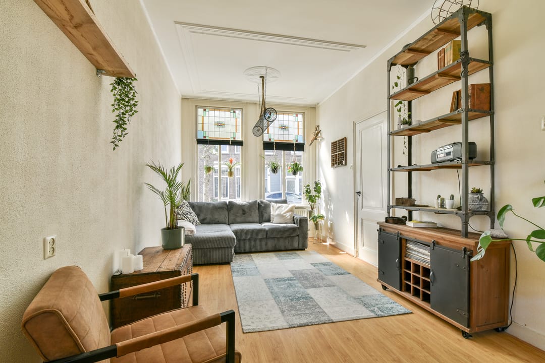 Photo 2 of Huygensstraat 49