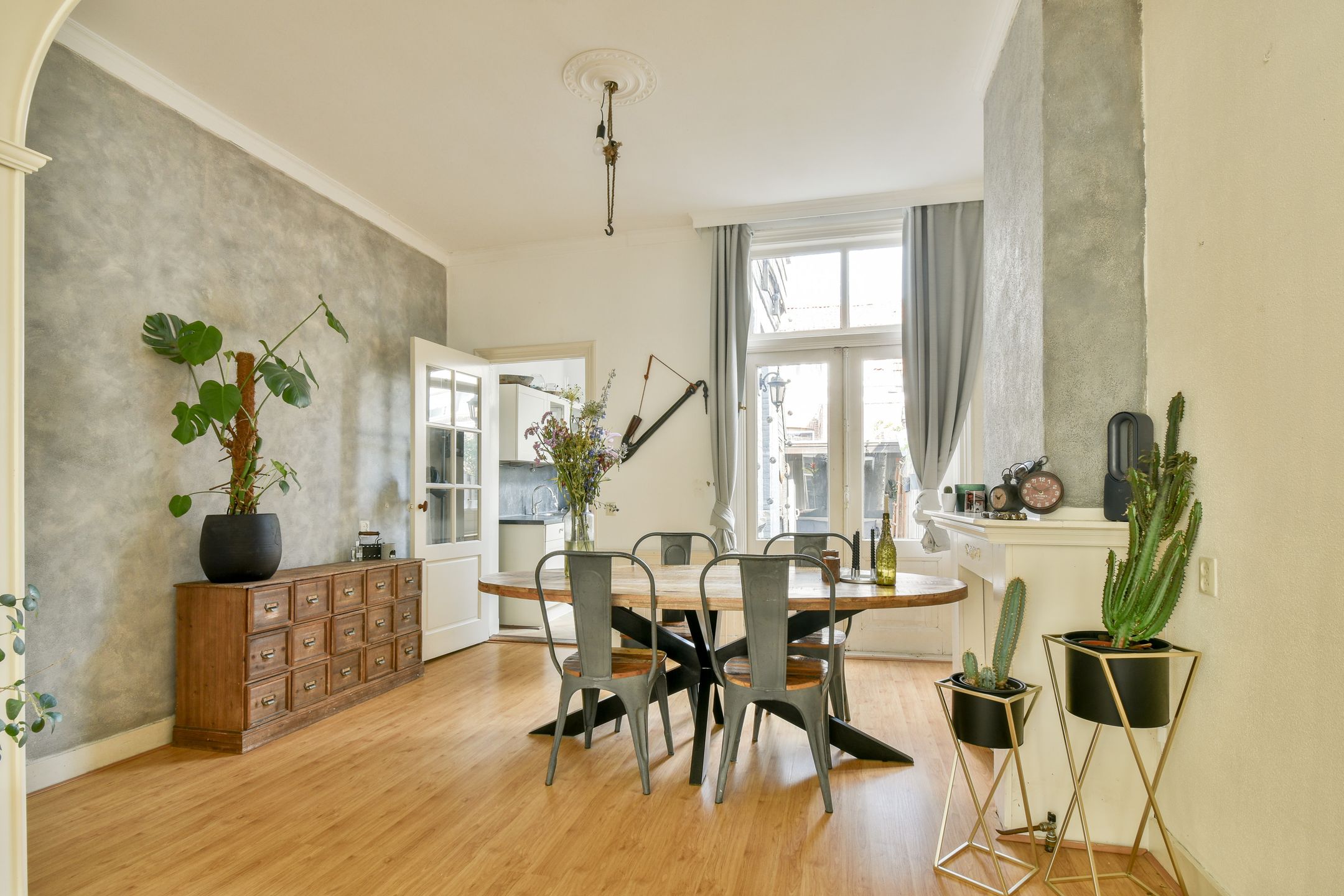 Photo 3 of Huygensstraat 49