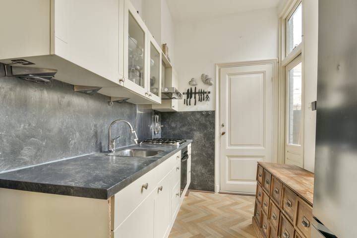 Foto 14 van Huygensstraat 49