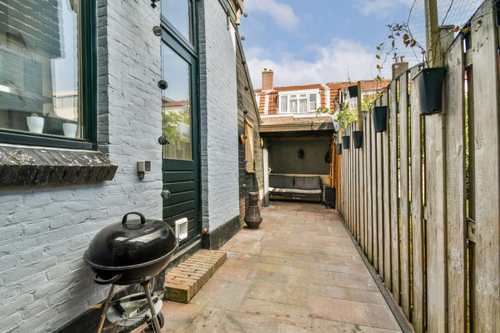 Foto 16 van Huygensstraat 49