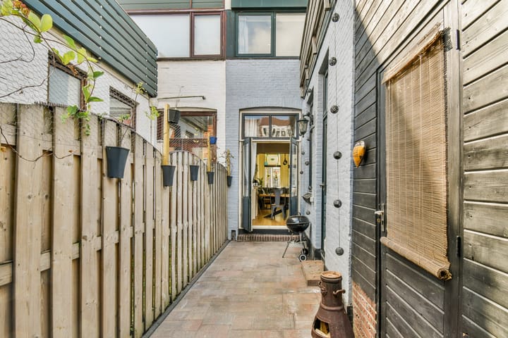 Foto 19 van Huygensstraat 49