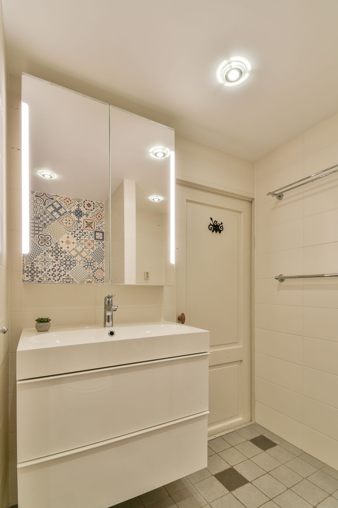 Photo 31 of Huygensstraat 49