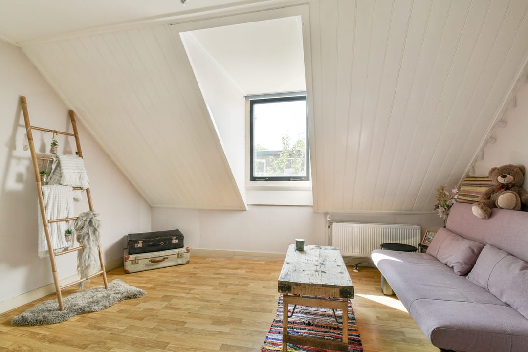 Photo 32 of Huygensstraat 49