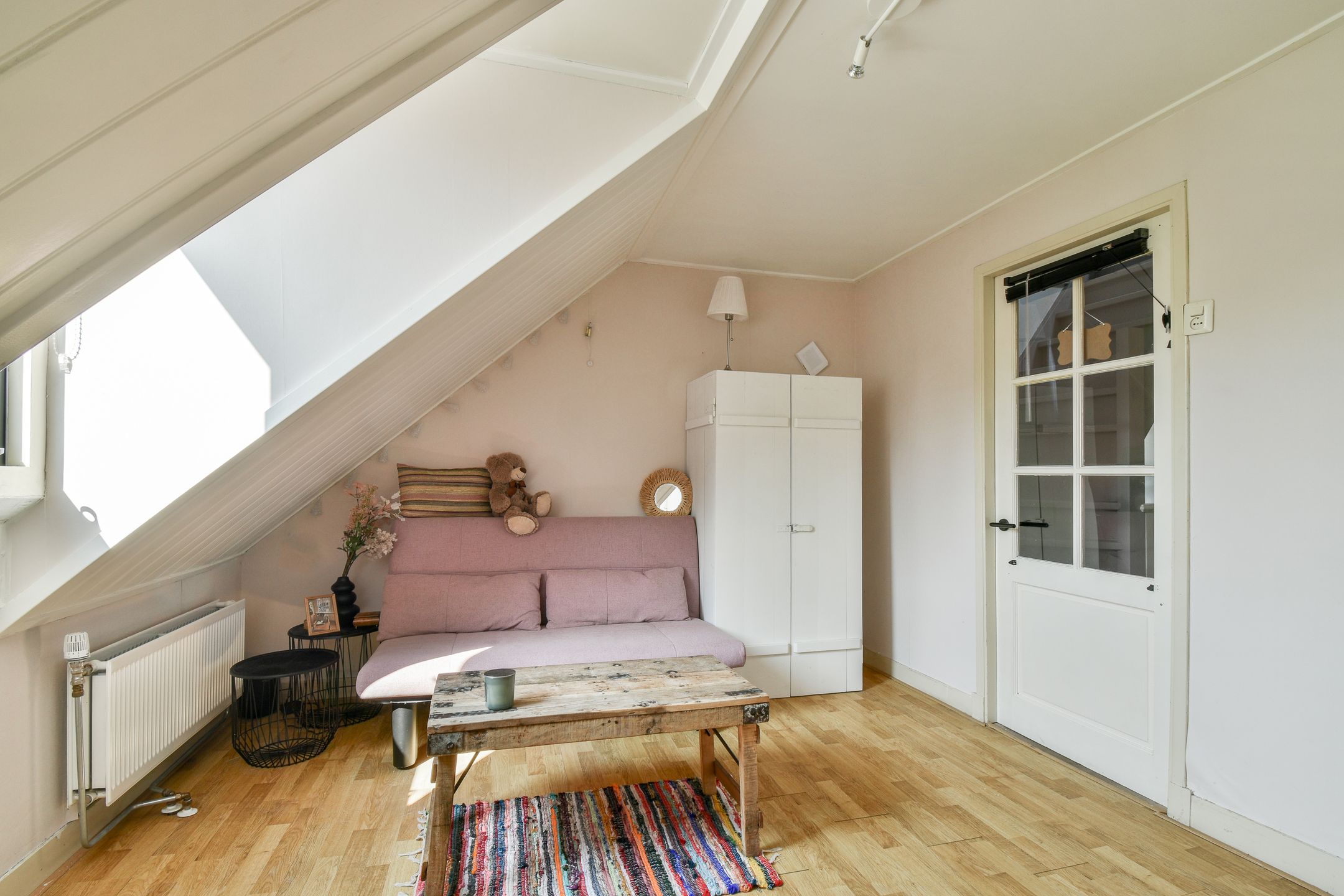 Photo 33 of Huygensstraat 49