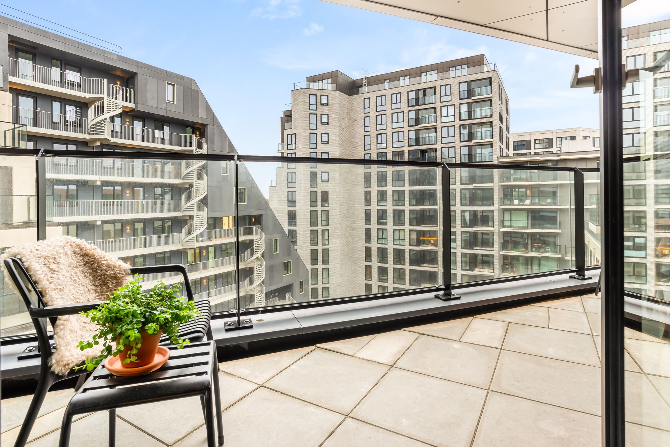 Photo 15 of Dudokstraat 84