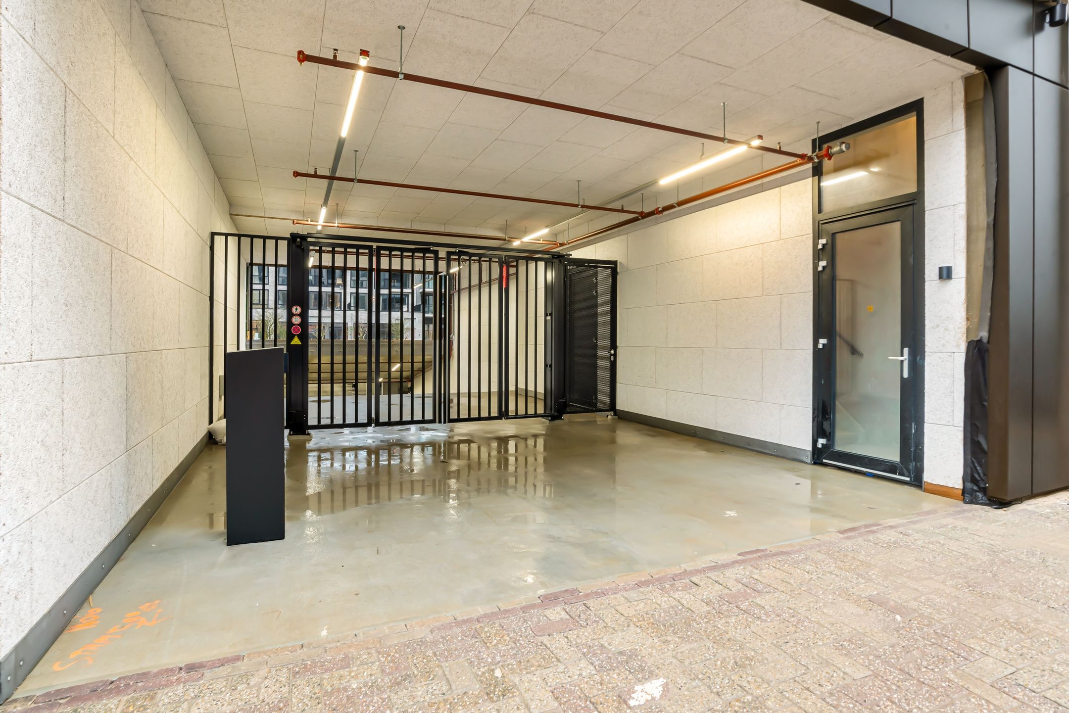 Photo 21 of Dudokstraat 84