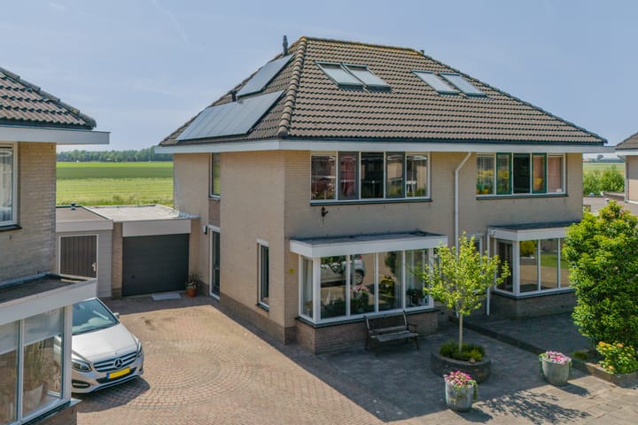 Foto 2 van Korenmolen 37