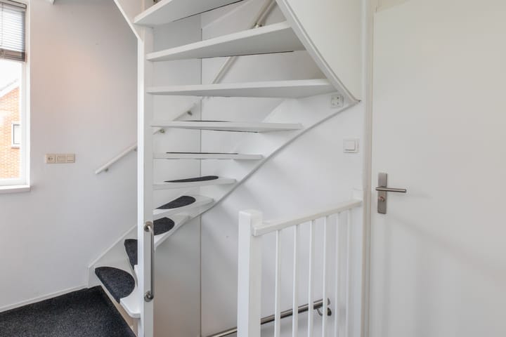 Foto 39 van Elstarstraat 57