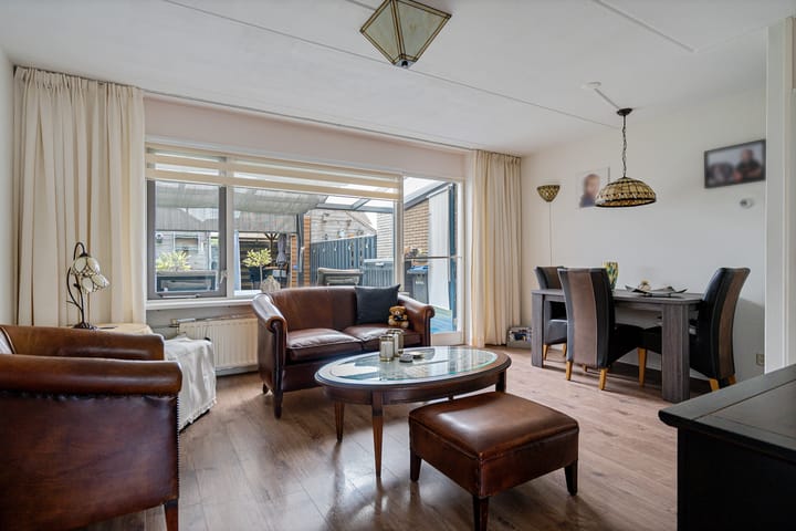 Foto 2 van De wiezeboom 22