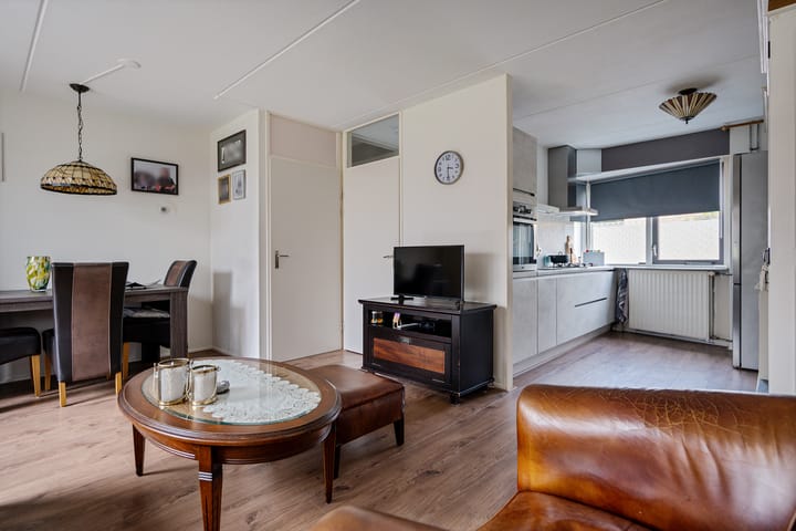 Foto 13 van De wiezeboom 22