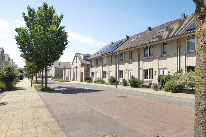 Photo 6 of Dokter Diamantlaan 45