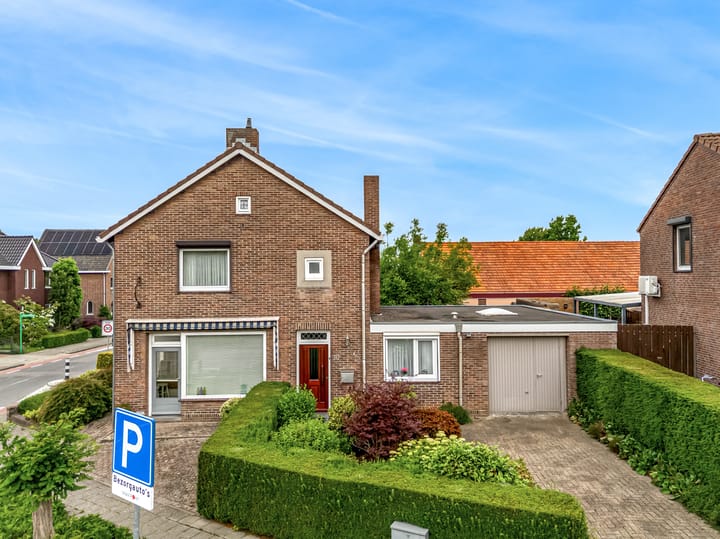 Foto 1 van Kerkweg 30