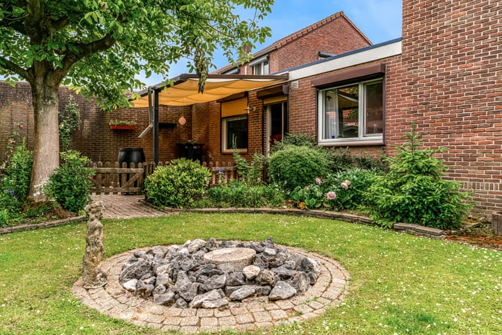 Foto 36 van Kerkweg 30