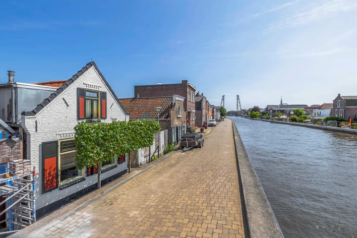 Foto 2 van Voorkade 66