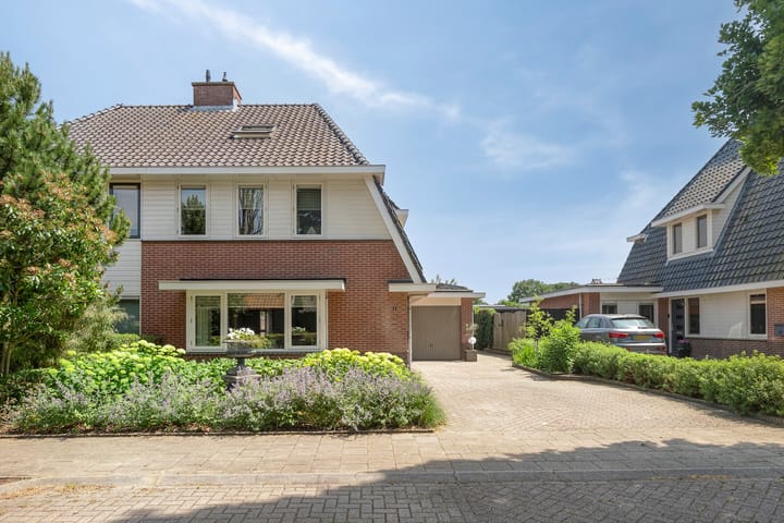 Foto 33 van de Hucht 5