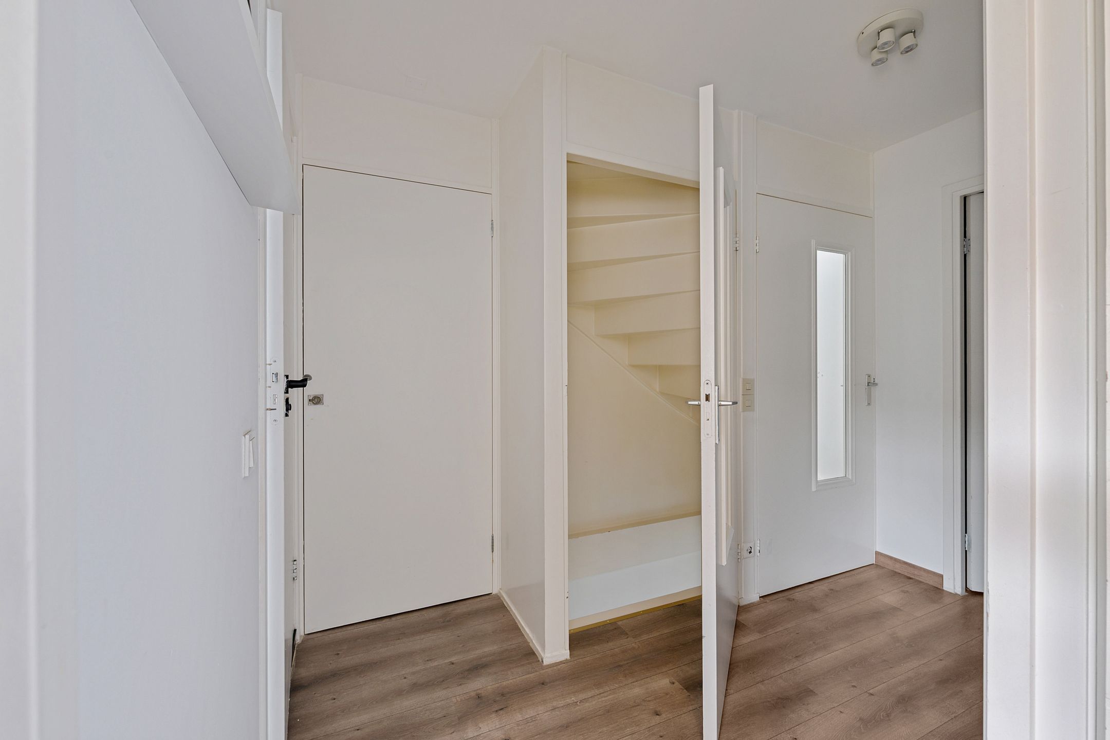 Photo 9 of Dogkardrift 12