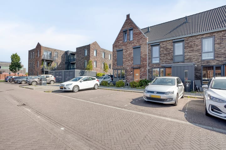 Foto 23 van Hendrik Potstraat 12