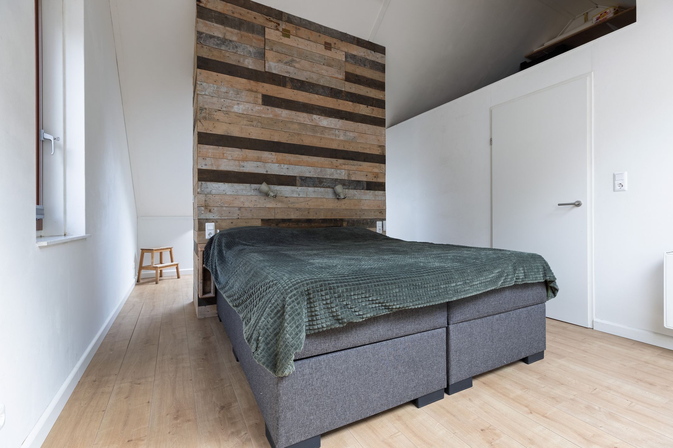 Foto 33 van Anton Geesinkstraat 13