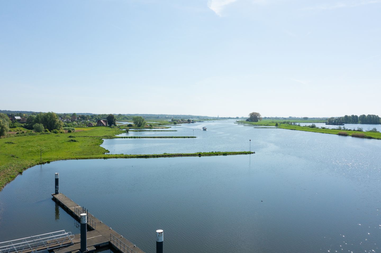 Photo 12 of "DE NEGENTIEN VAN ELST" - VERKOOP GESTART!