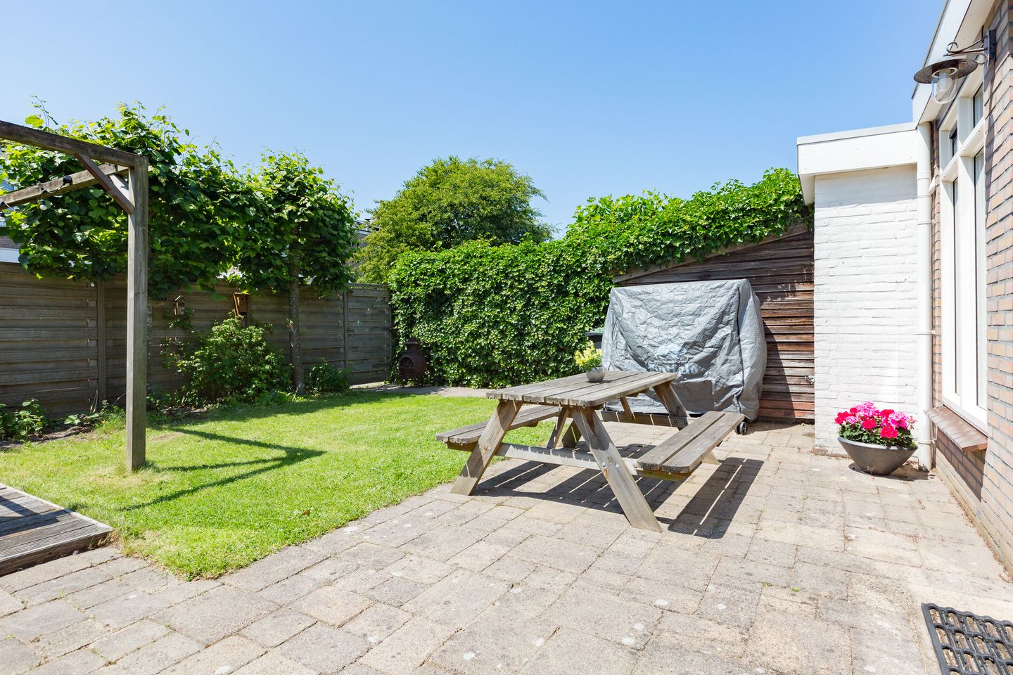 Photo 35 of Kamperfoelielaan 7