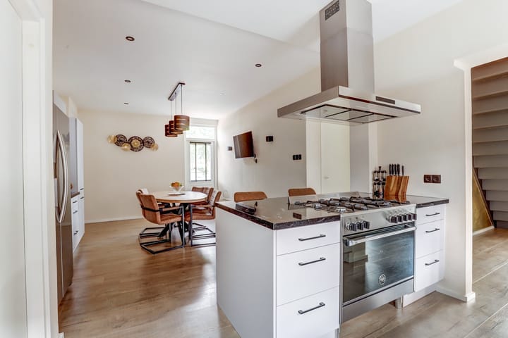 Foto 2 van Julianastraat 17