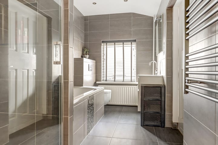 Foto 30 van Julianastraat 17