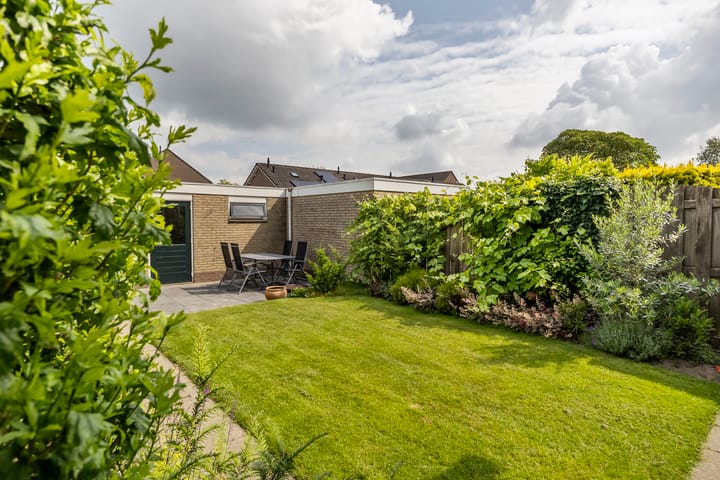 Foto 11 van Larikslaan 18