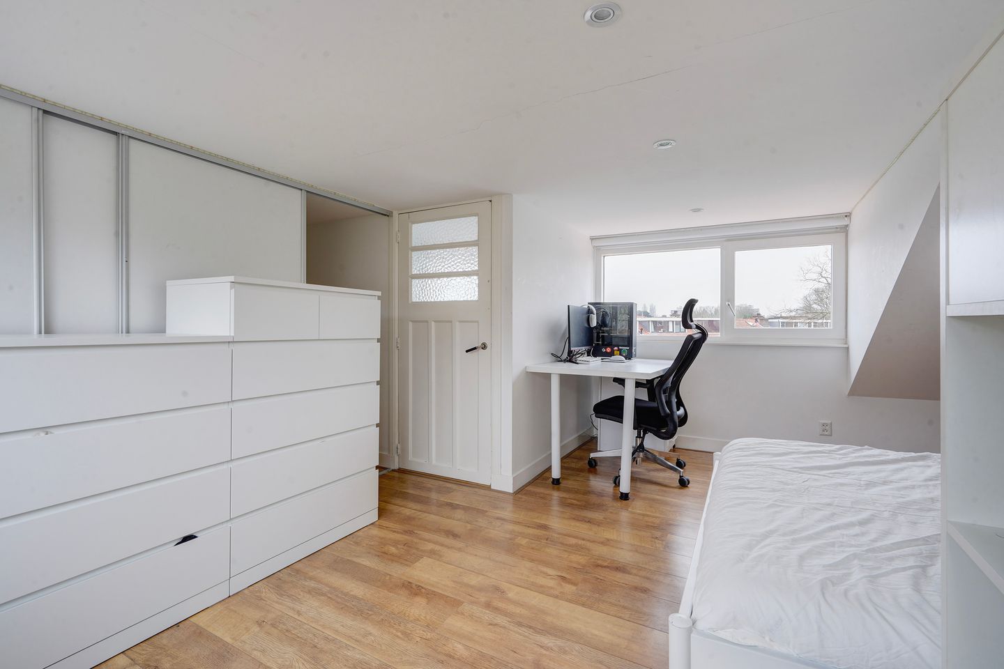 Foto 40 van Pauwenlaan 98