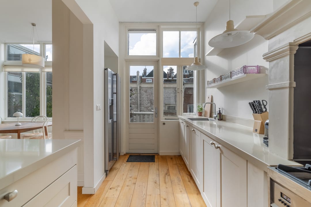 Photo 2 of Stephensonstraat 54